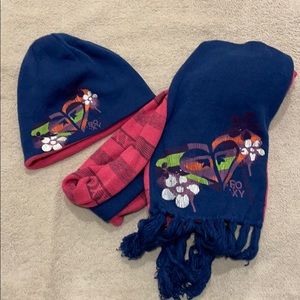 Roxy Reversible Beanie & Scarf Set